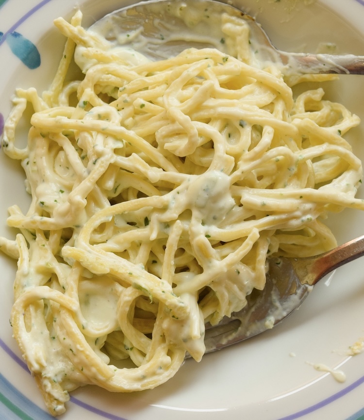 Easy spaghetti dinner made with a yummy cream cheese pasta sauce your kids will love! A quick family dinner recipe that can be served as a side dish or main dish with added meat. 