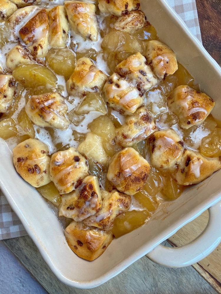 How to make a fun and easy homemade treat with a tube of cinnamon rolls and a can of apple pie filling. 